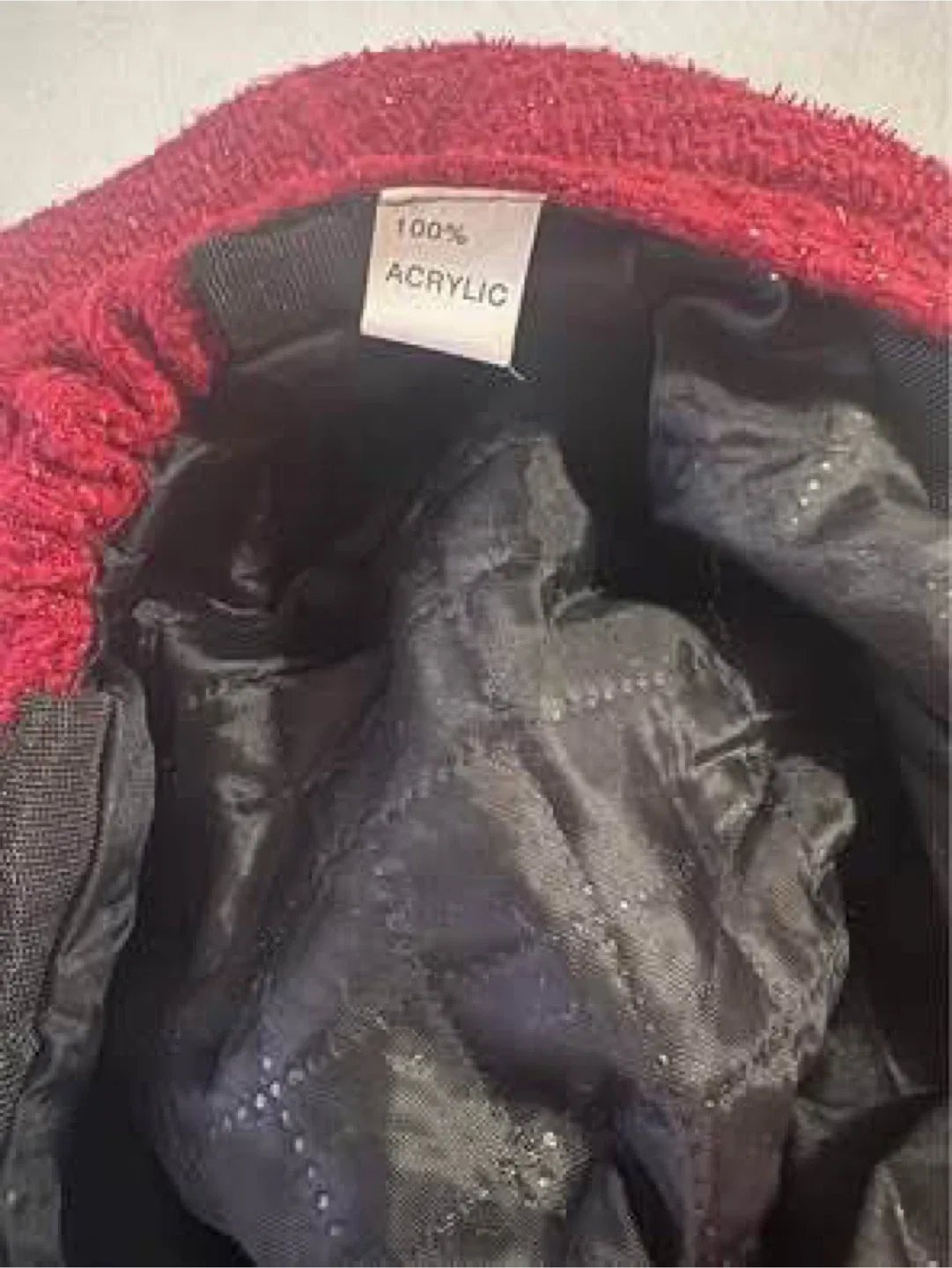 Red newsboy cap (Never worn) (FREE) image indicator(2)