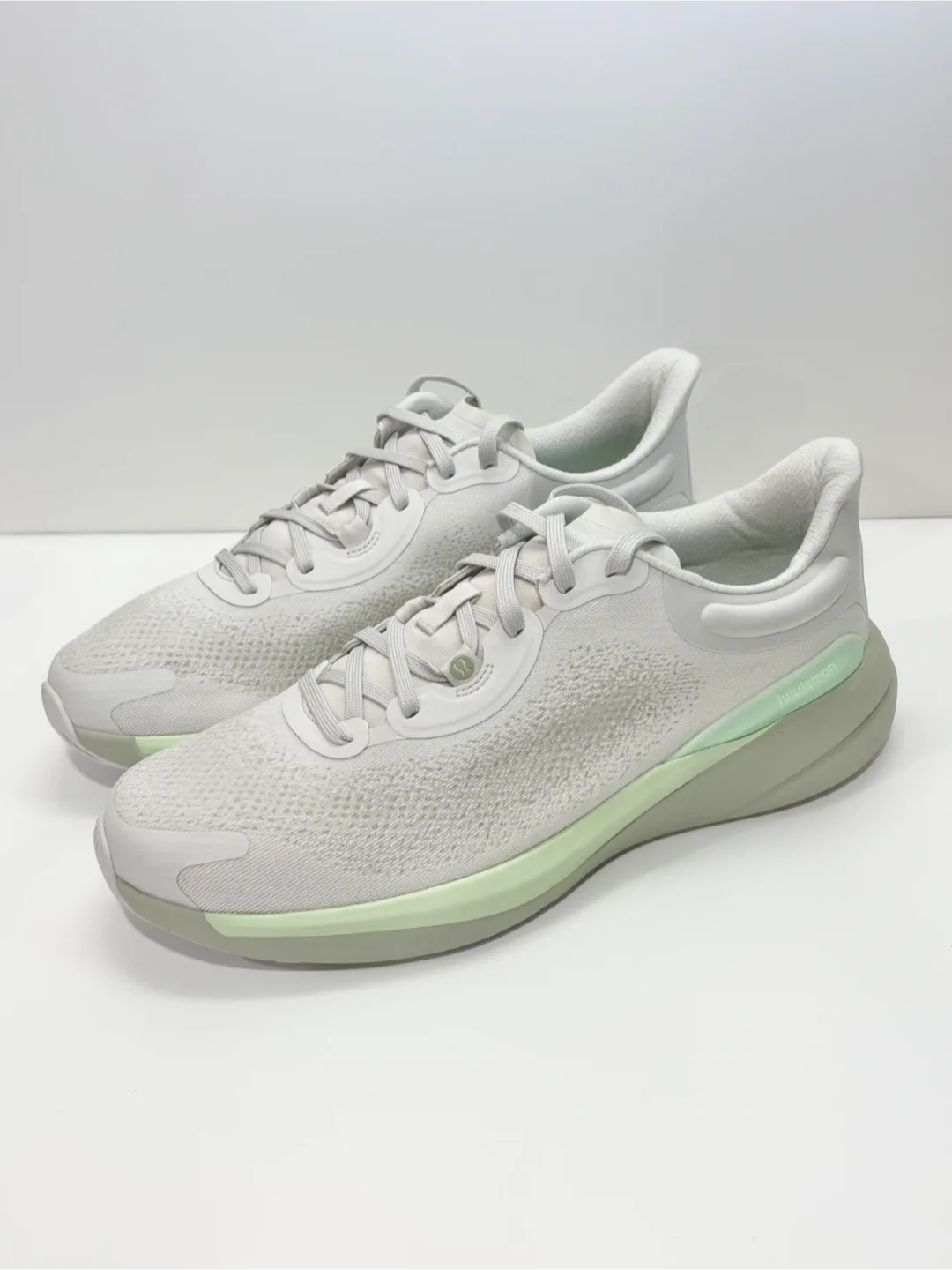 Lululemon women’s shoes size 11 New!!