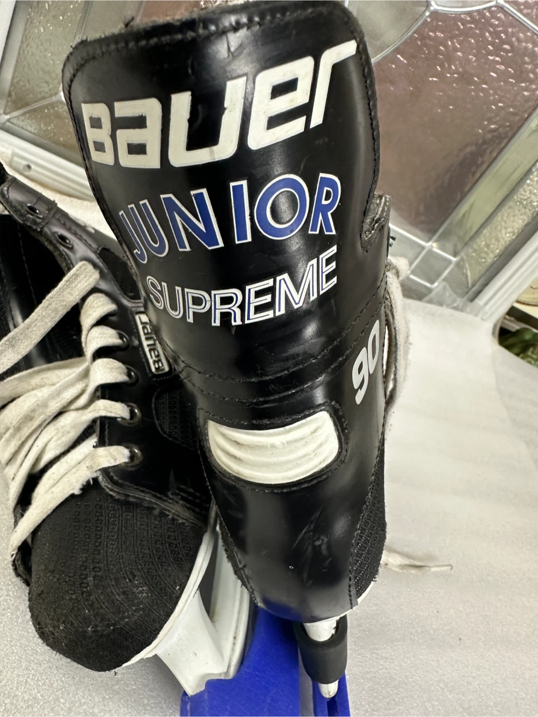 Bauer Junior Supreme Skates - photo 2
