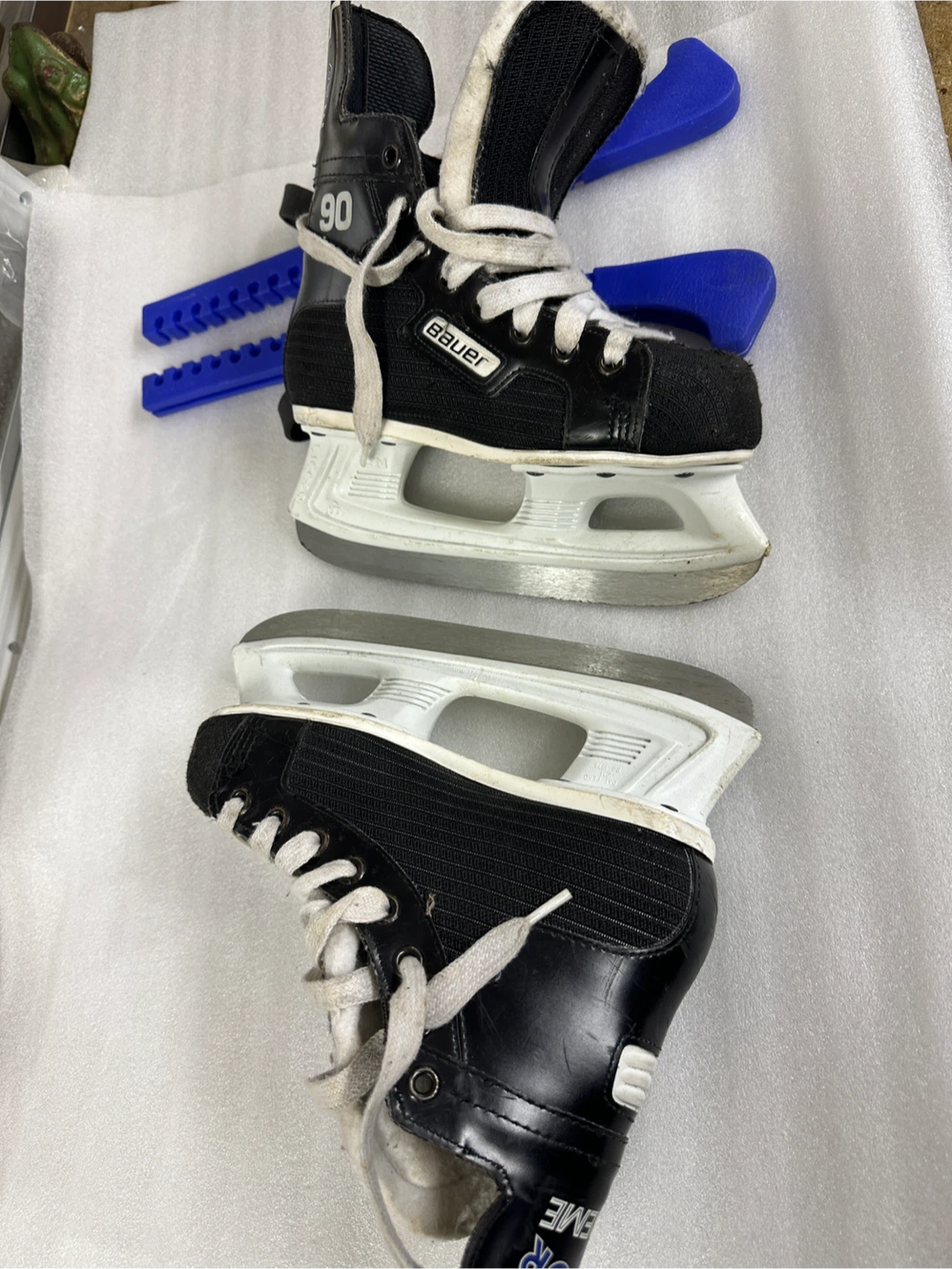 Bauer Junior Supreme Skates - photo 4