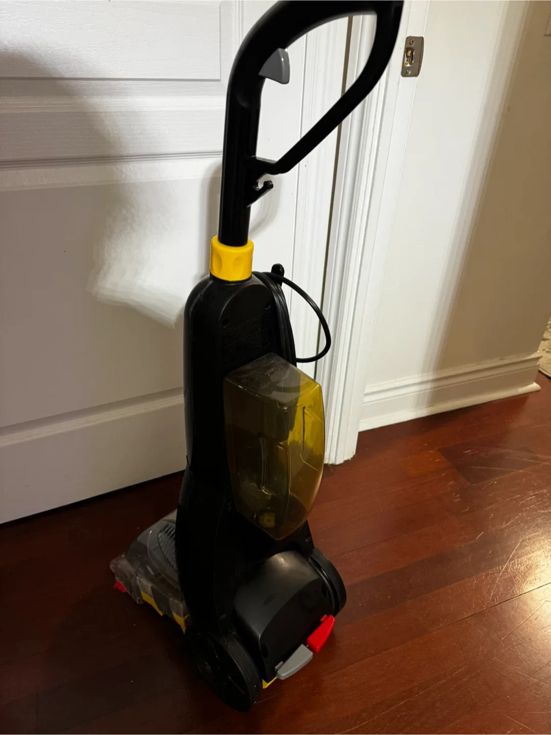 Bissell ReadyClean PowerBrush Carpet Cleaner image indicator(3)