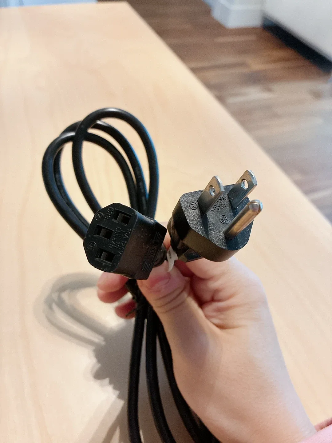 Power Cord 1.9M image indicator(2)
