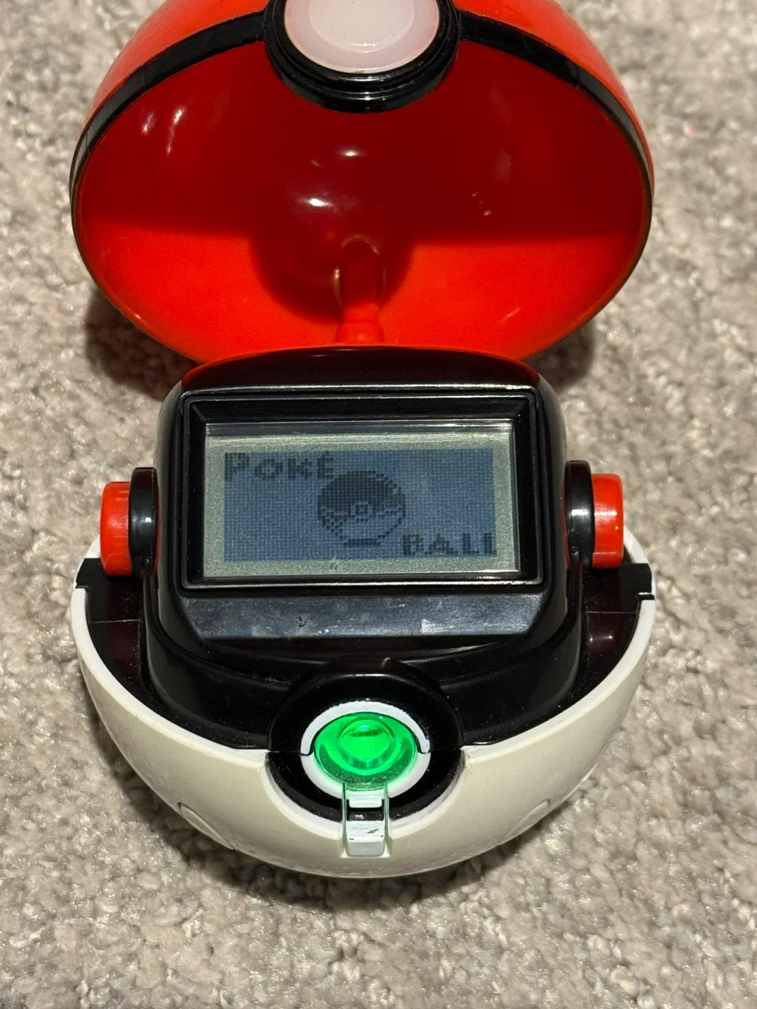 Pokémon Poké Ball Electronic Toy image indicator(3)