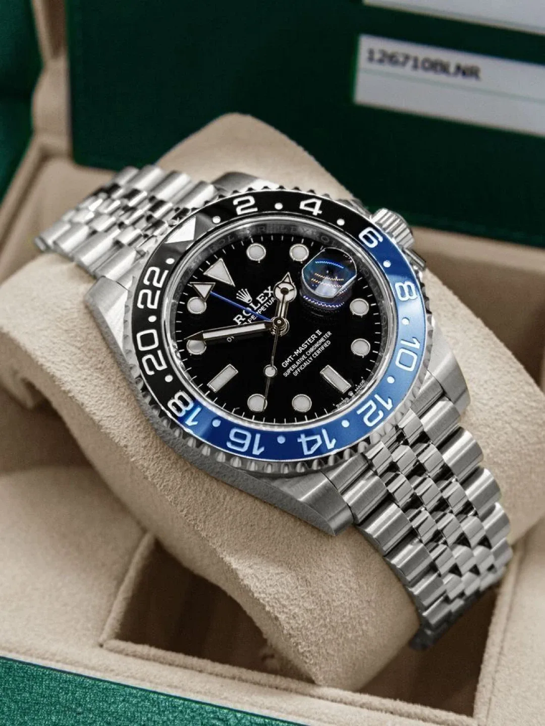 Rolex GMT-Master II "Batgirl" 40mm Jubilee 126710BLNR image indicator(3)