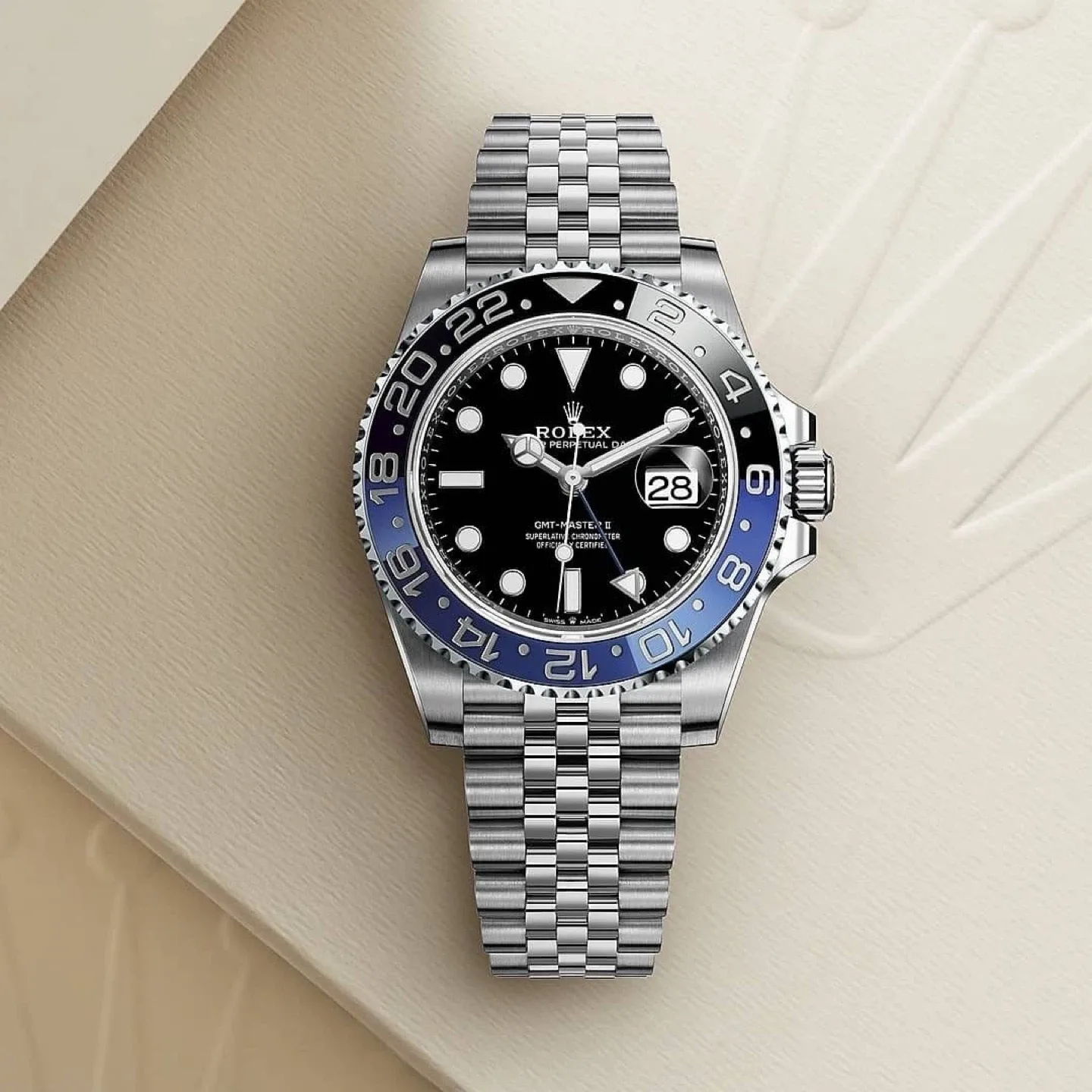 Rolex GMT-Master II "Batgirl" 40mm Jubilee 126710BLNR image indicator(2)