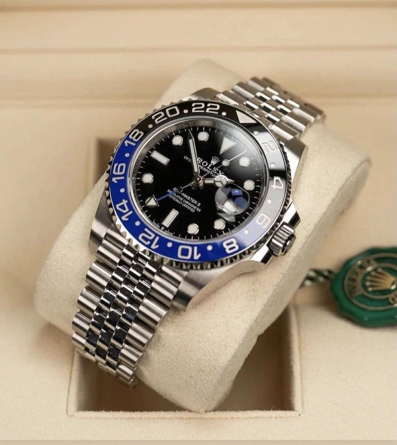 Rolex GMT-Master II "Batgirl" 40mm Jubilee 126710BLNR image indicator(4)