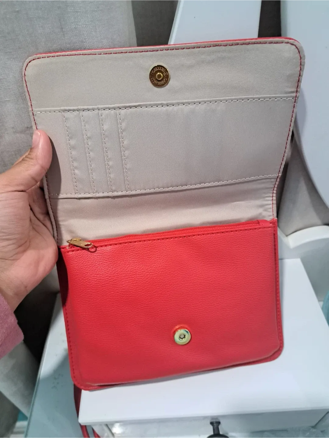 Joe Fresh Red Crossbody Bag image indicator(2)