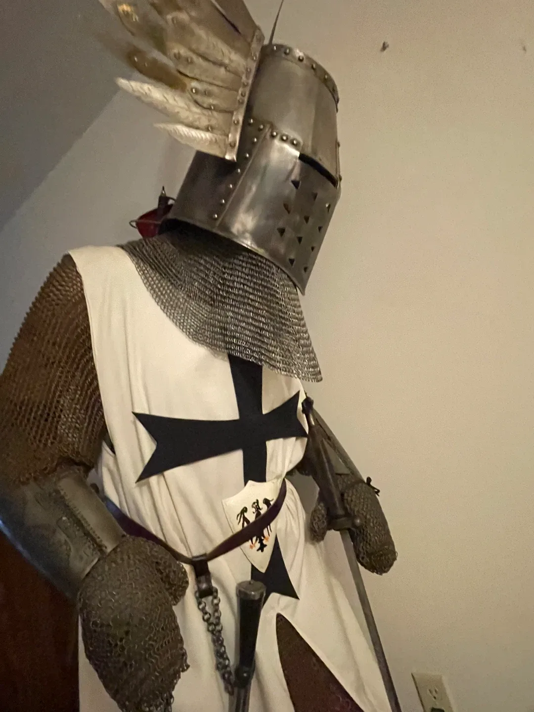 Crusader Knight with Chainmail image indicator(7)