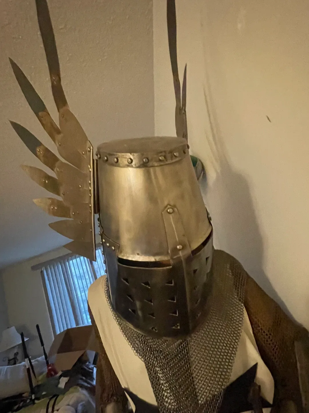 Crusader Knight with Chainmail image indicator(8)