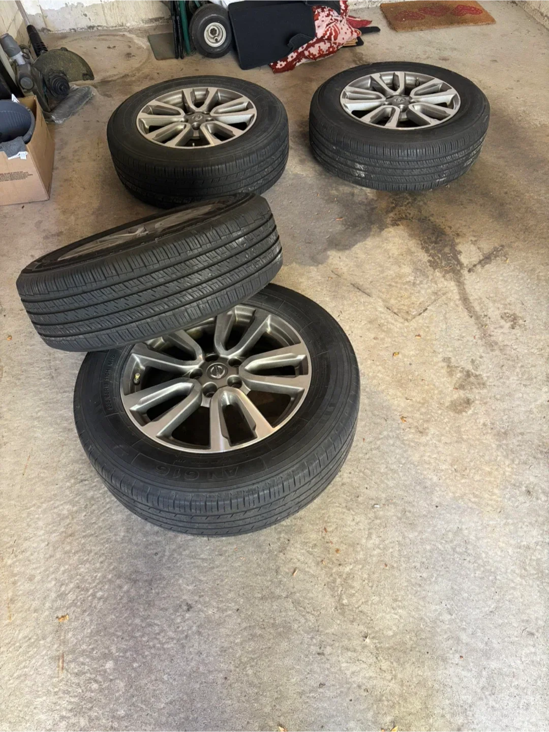 Set of 4 Nissan 235/65R18 Tires on Rims