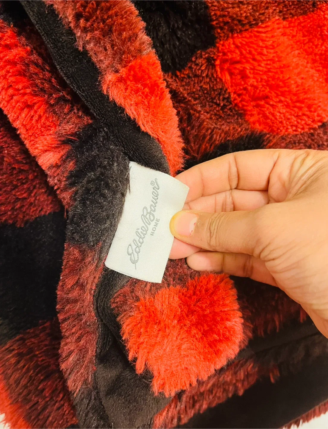 Eddie Bauer Home Red & Black Buffalo Plaid Throw image indicator(2)
