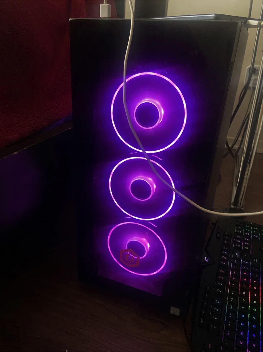 CyberpowerPC Gaming PC (windows 10) image indicator(2)