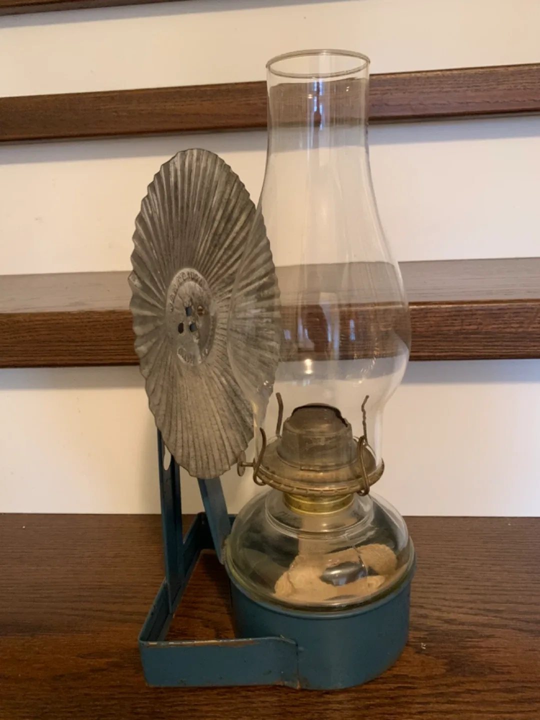 Vintage Eagle Oil Lamp image indicator(3)