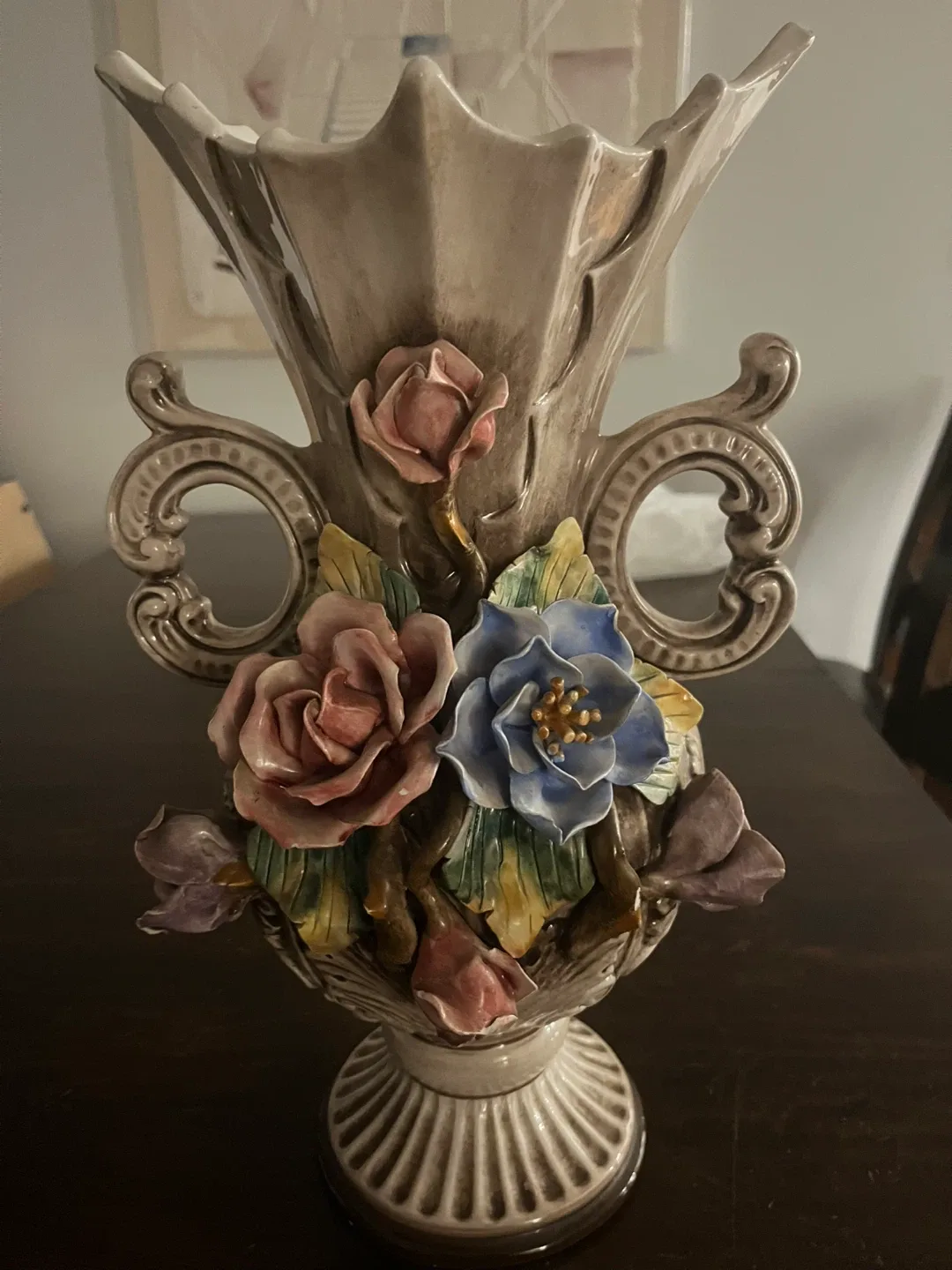 Italian Capodimonte porcelain vase