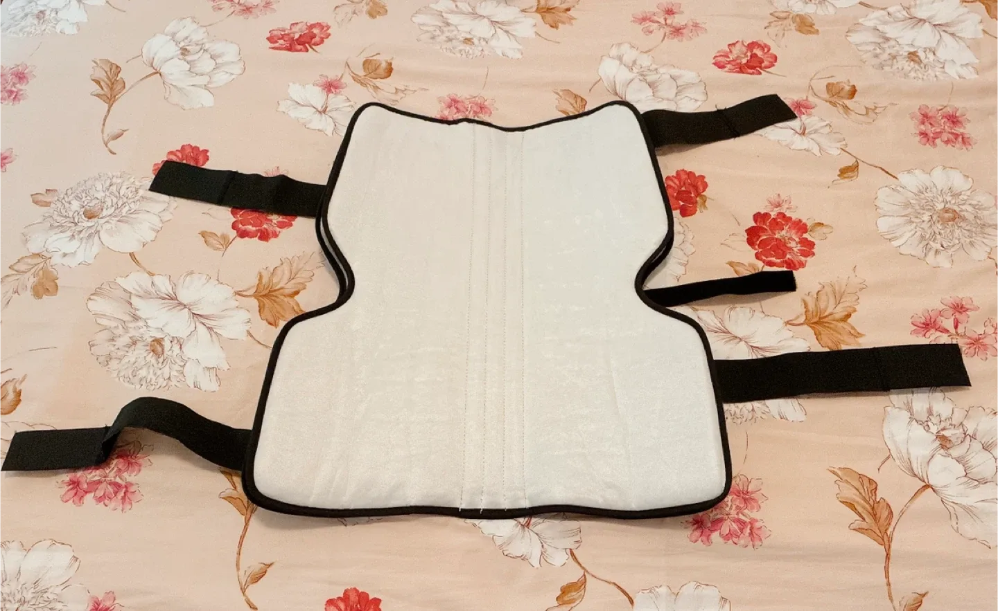 Black Hinged Knee Brace image indicator(2)