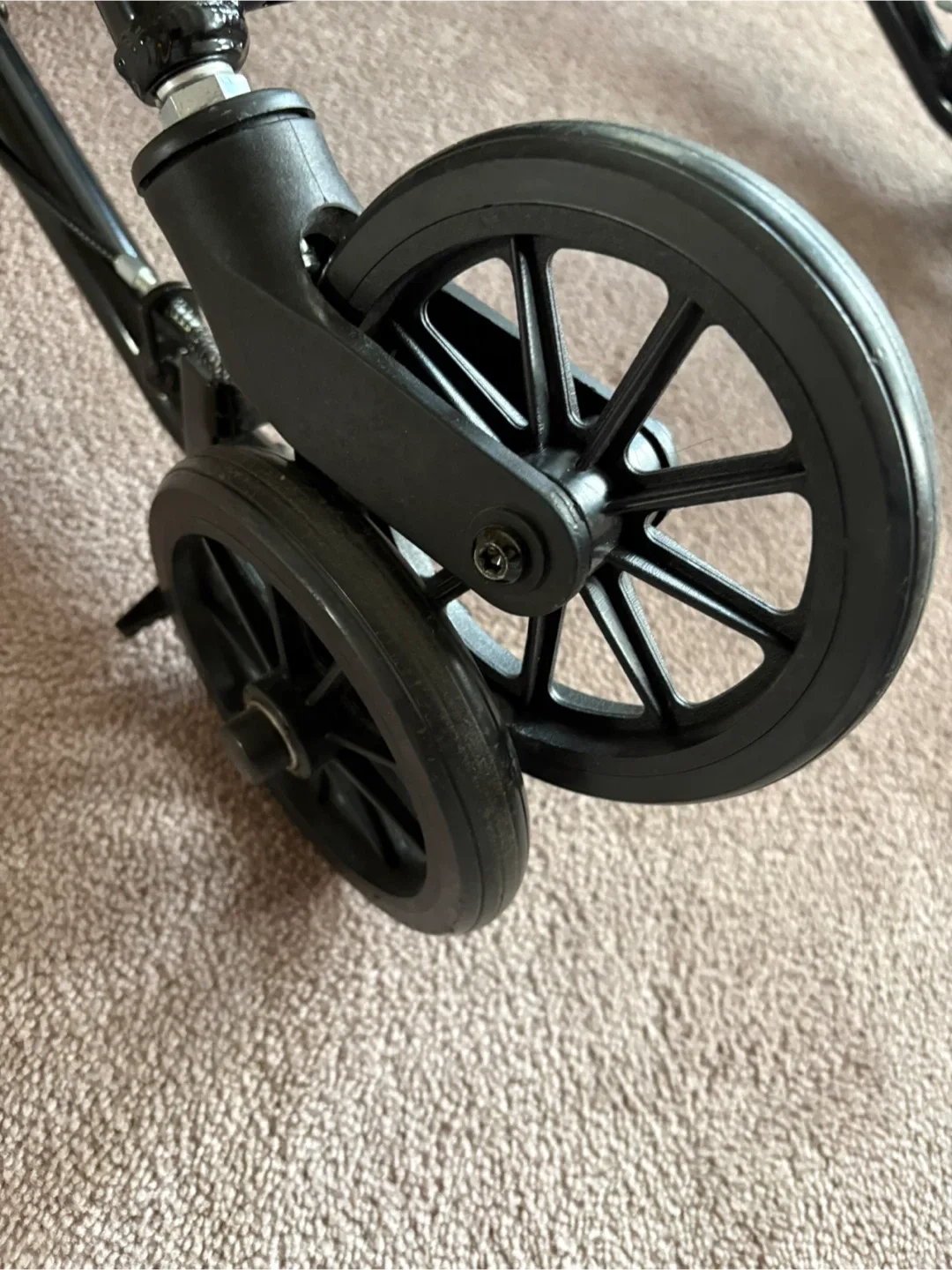 Drive Rollator Walker with Seat - Black image indicator(7)