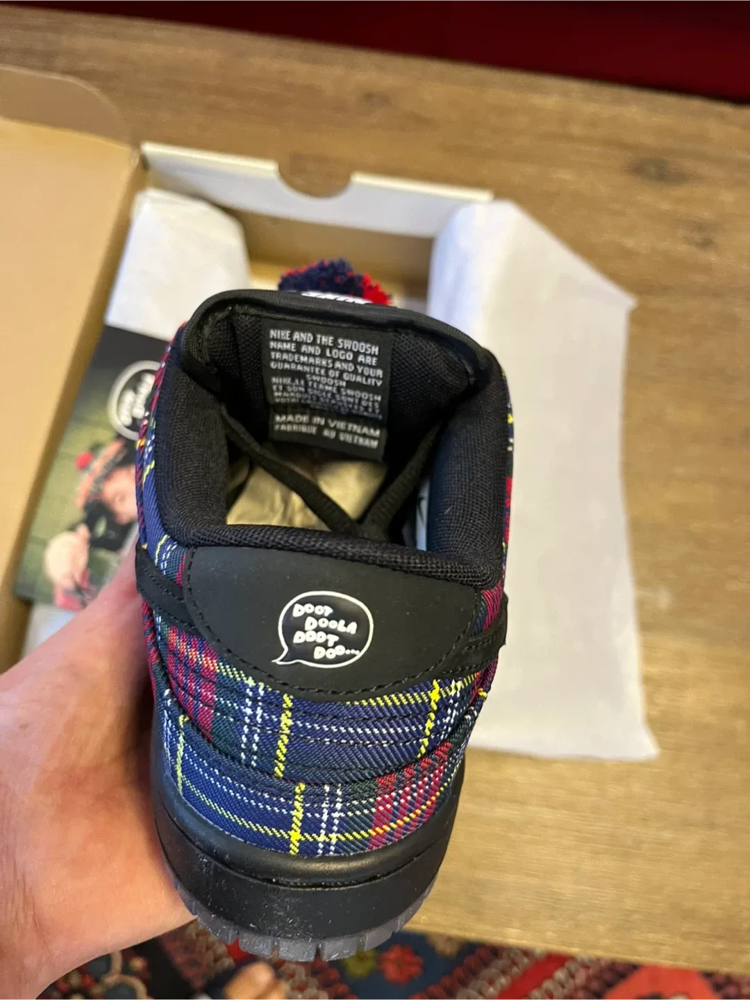 Nike Sb Dunk Low Nardwuar Brandnew Extremely Rare Hand Signed image indicator(3)