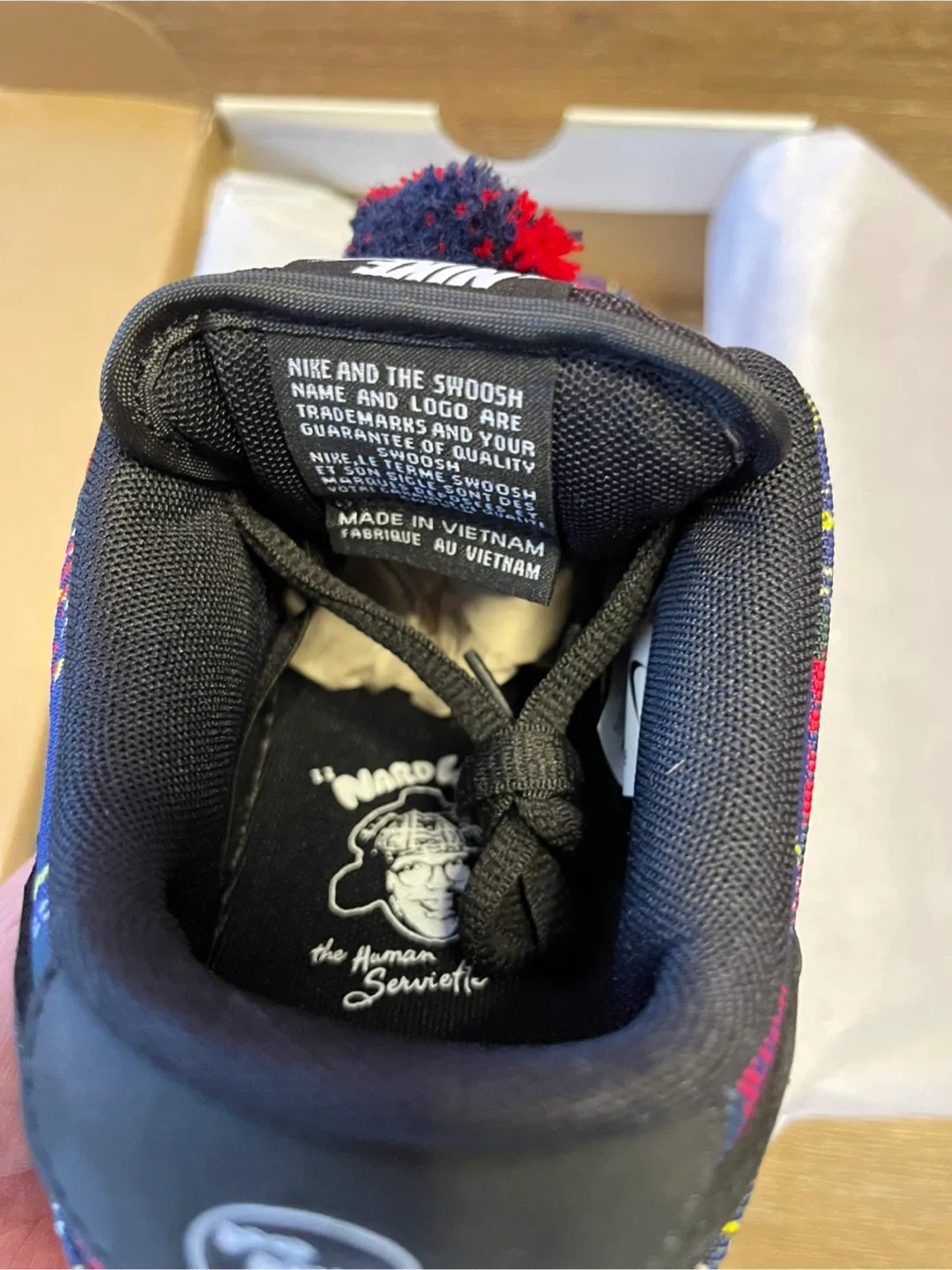 Nike Sb Dunk Low Nardwuar Brandnew Extremely Rare Hand Signed image indicator(4)