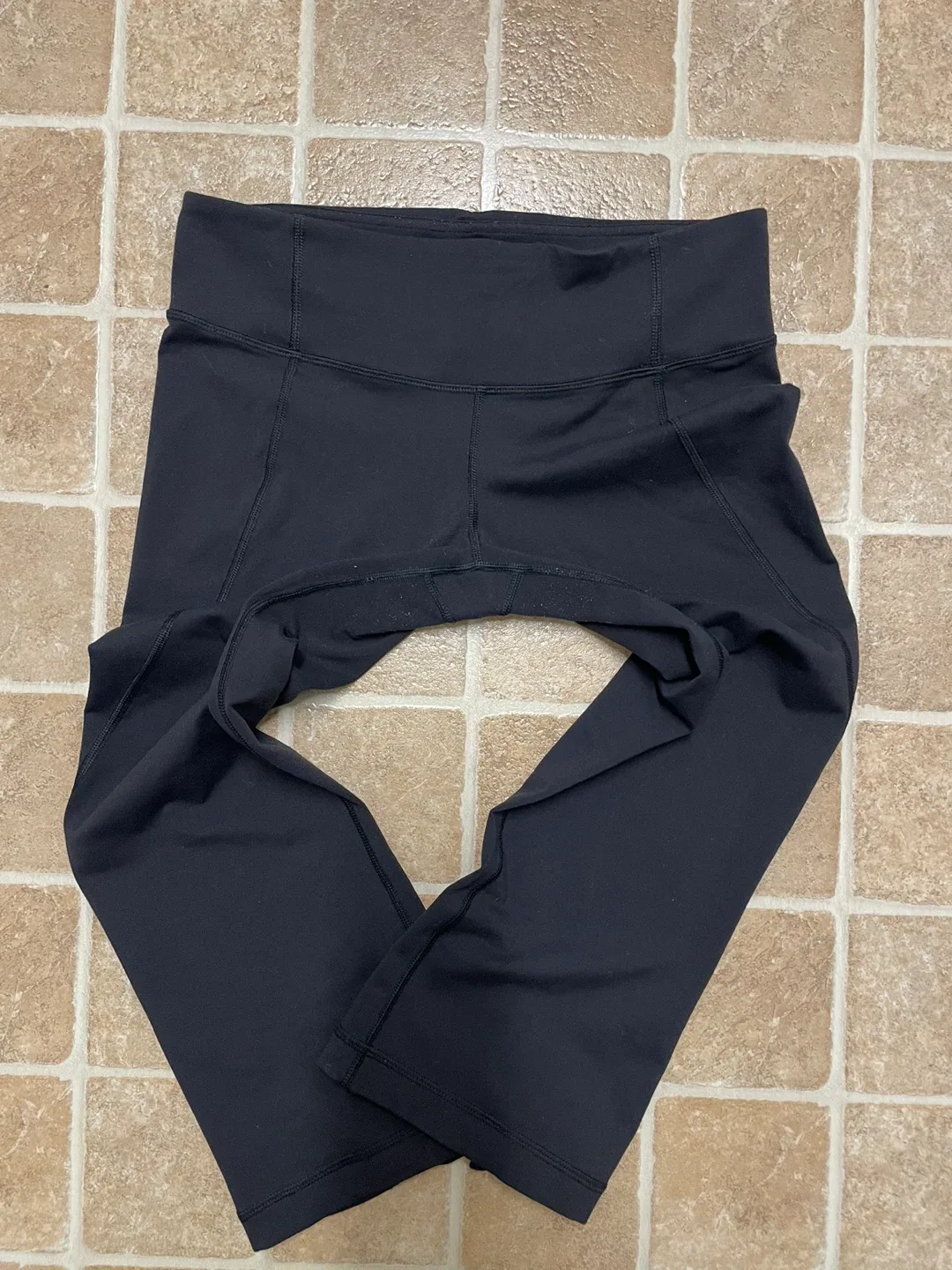 Lululemon Black Crop Leggings image indicator(5)