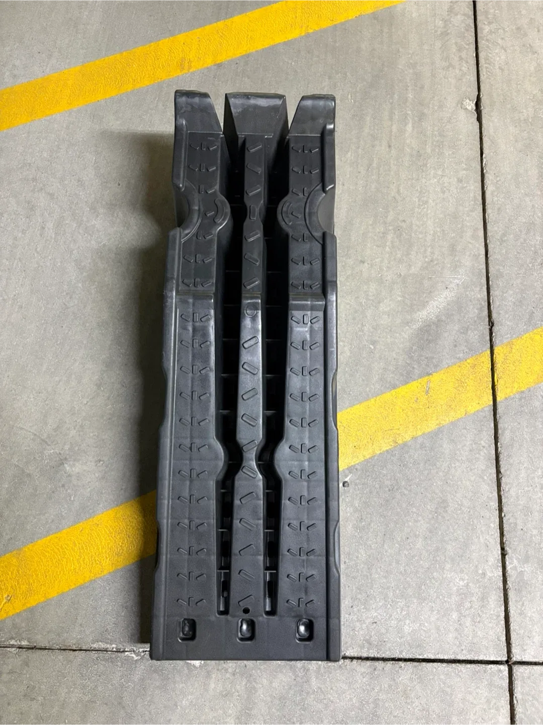 Ramp: MotoMaster, 13,000-lbs, 1-Pair image indicator(4)