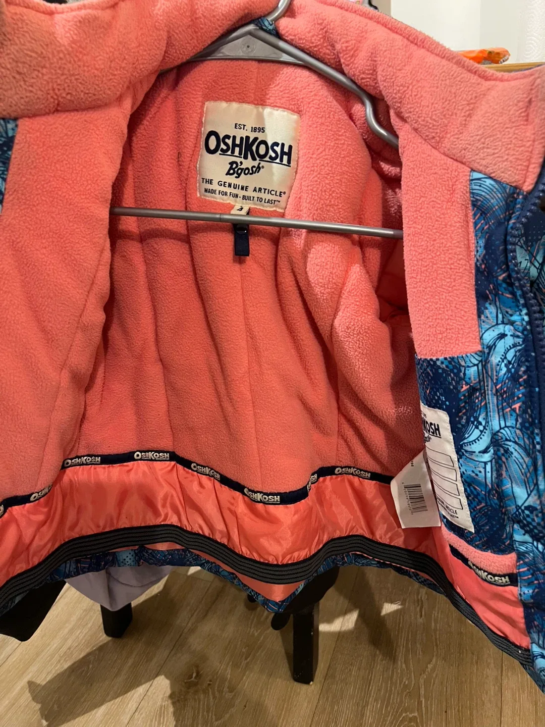 OshKosh B'gosh Winter Jacket - Size 4 image indicator(2)