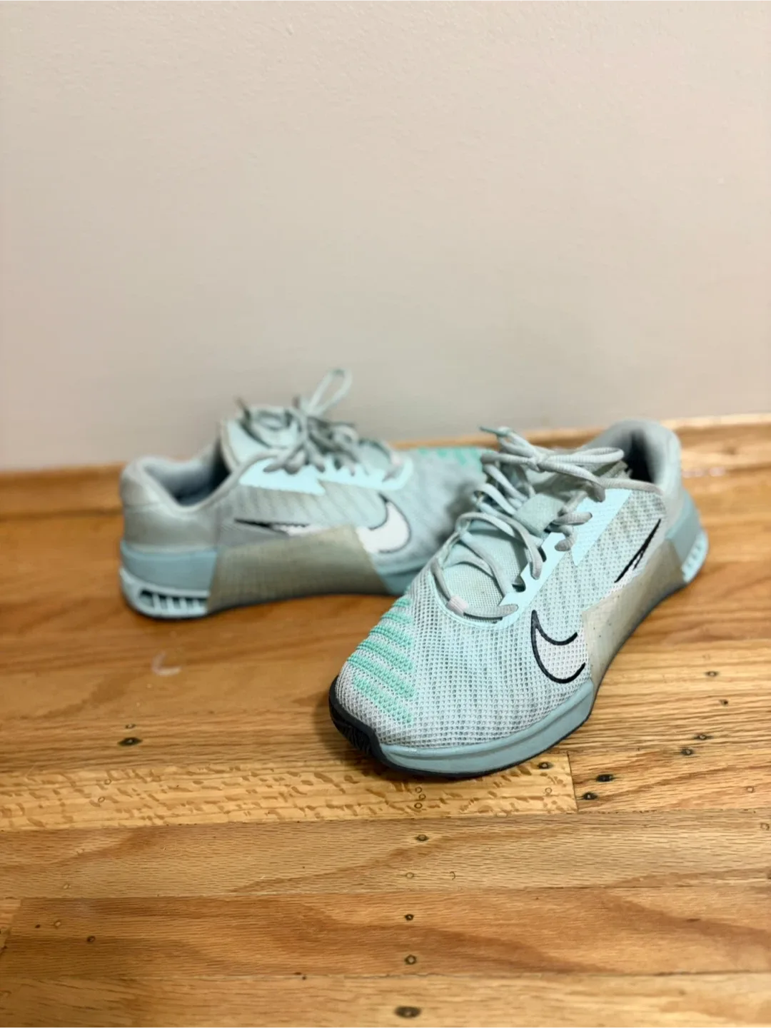 Nike Metcon 8.5 Women's Training Shoes, Size 8.5