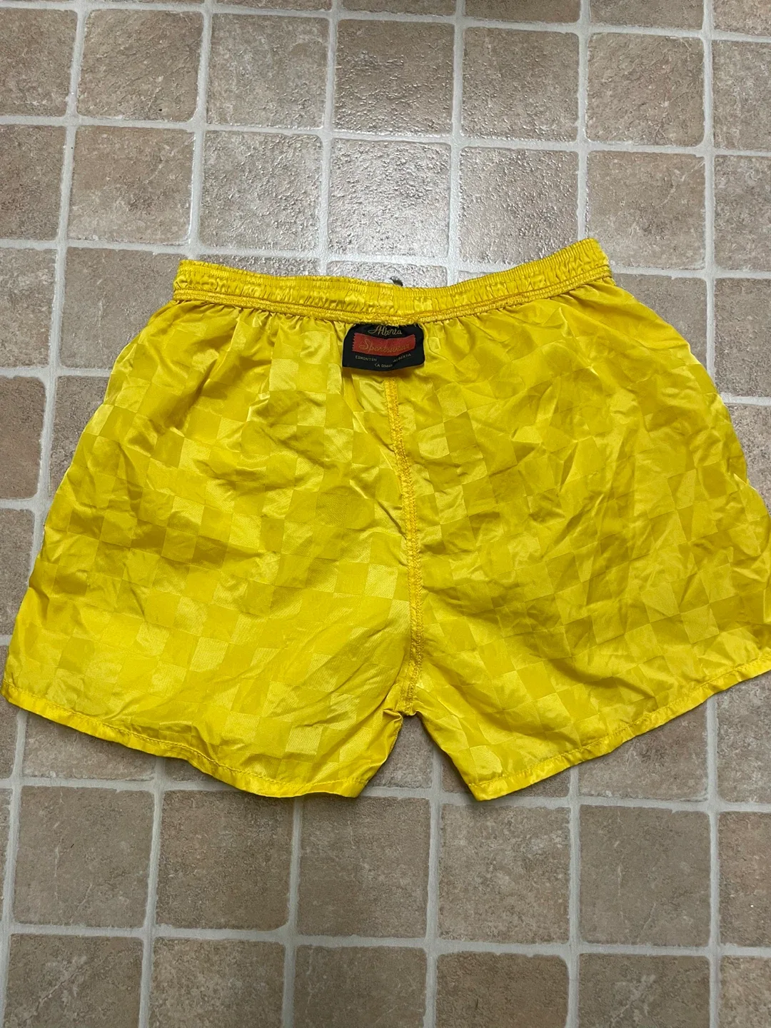 Hyria Sportswear Yellow Shorts