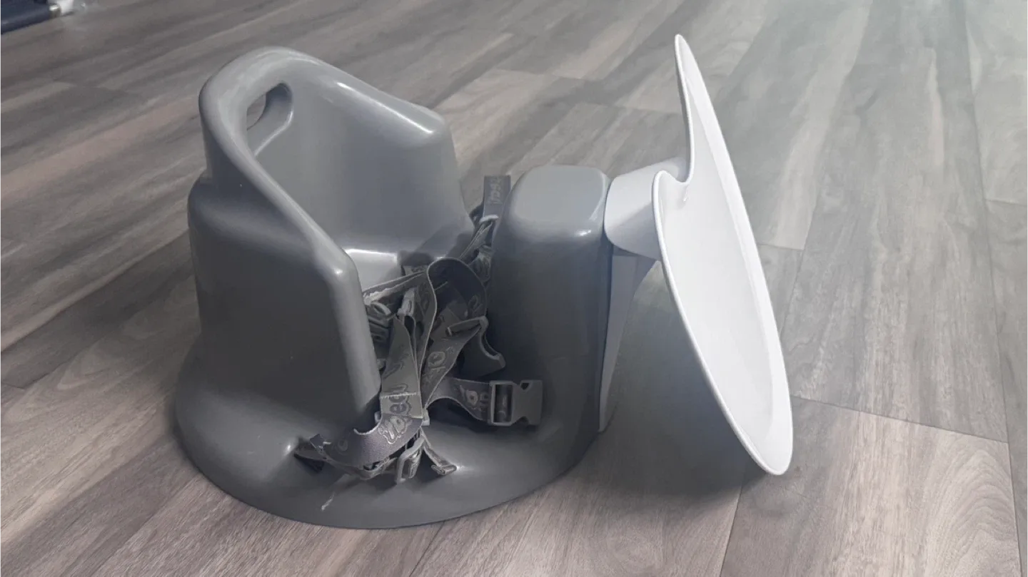 Upseat Floor & Booster Seat - Like New! image indicator(8)