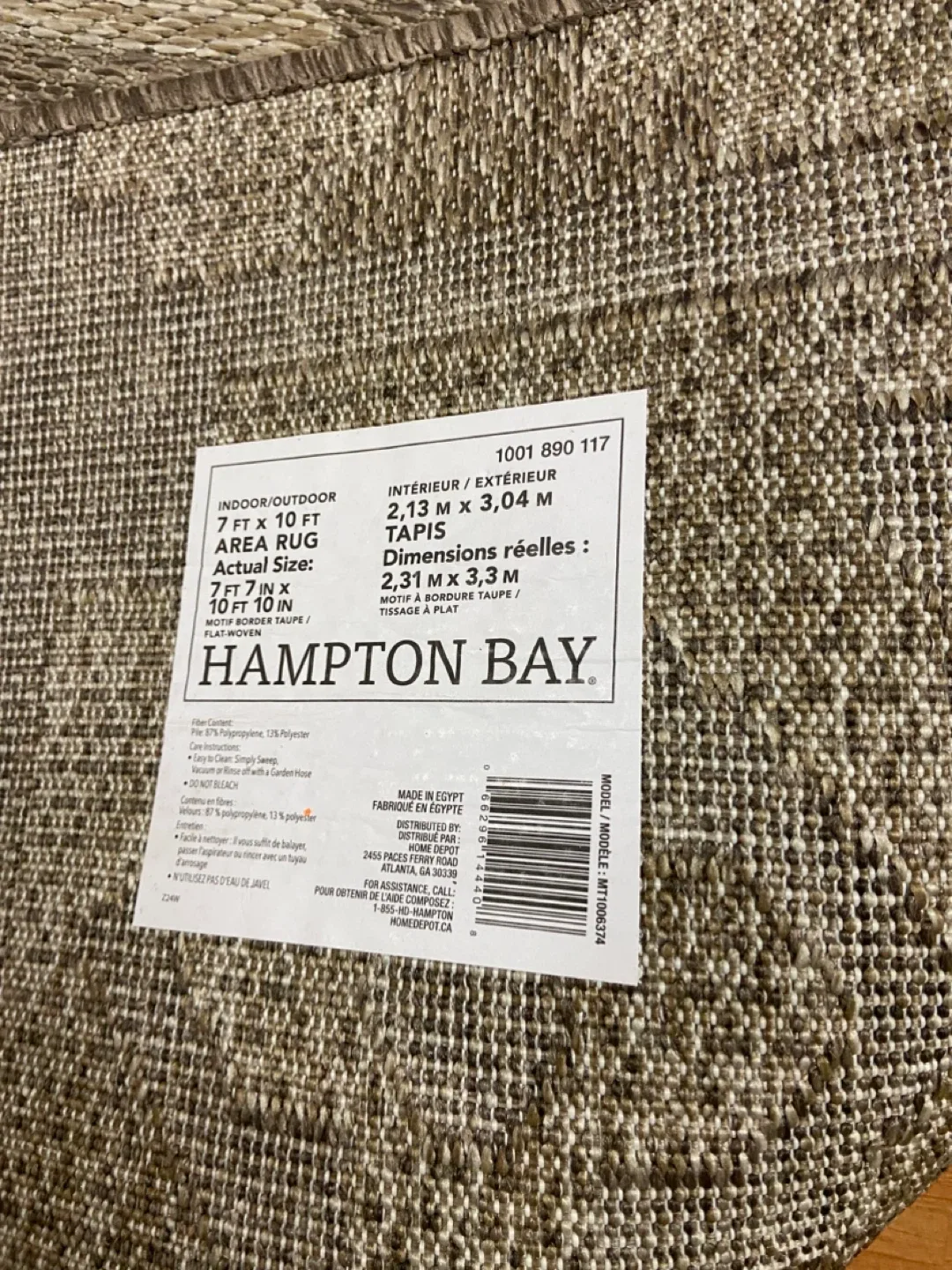 Hampton Bay Indoor/Outdoor Area Rug 7ft x 10ft image indicator(2)
