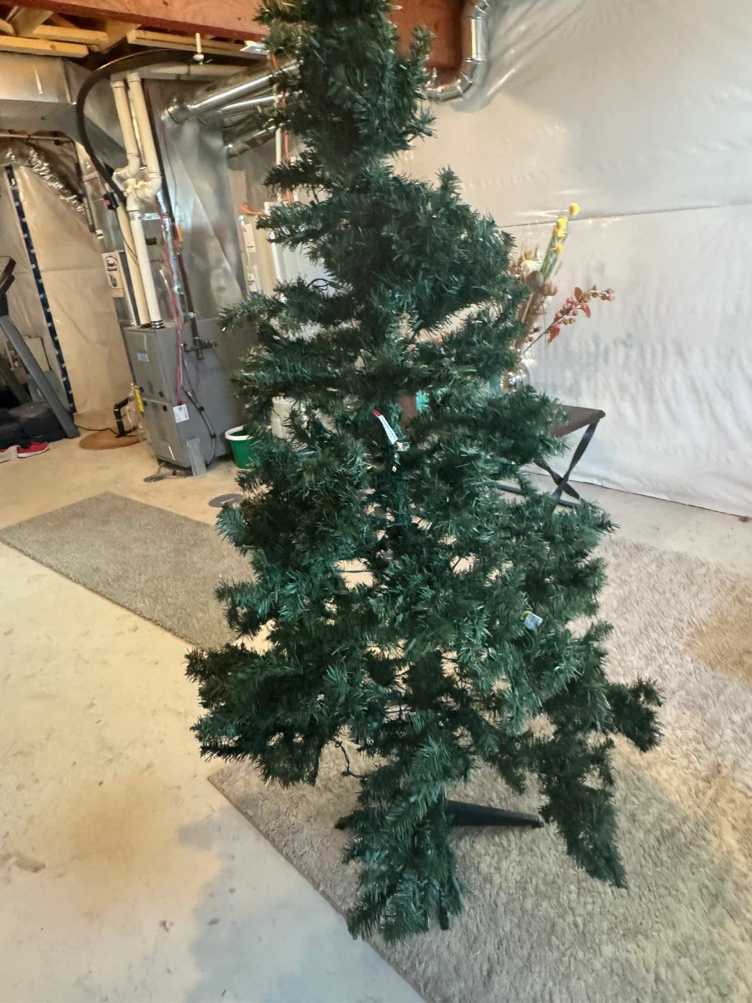 6 foot Artificial Christmas Tree with lights