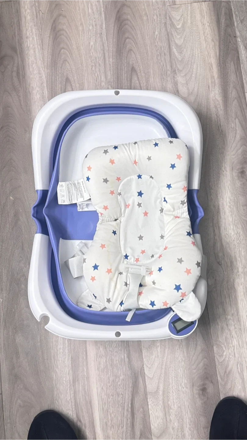 Folding Baby Bathtub with Cushion