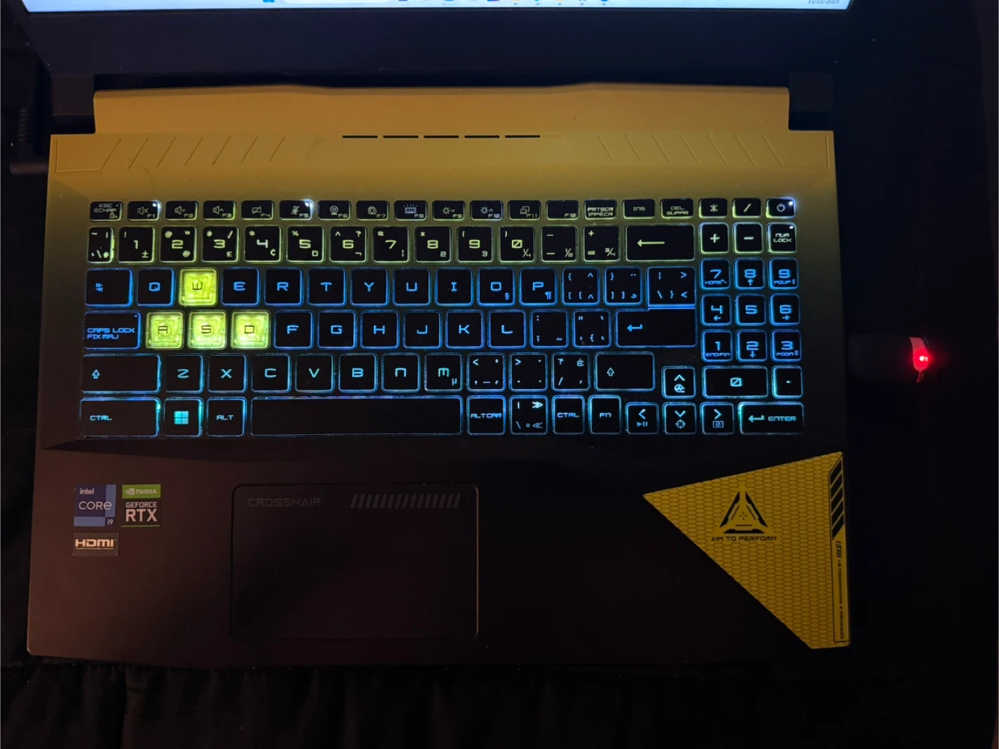 MSI Crosshair 15 B12UGZ Gaming Laptop - photo 2