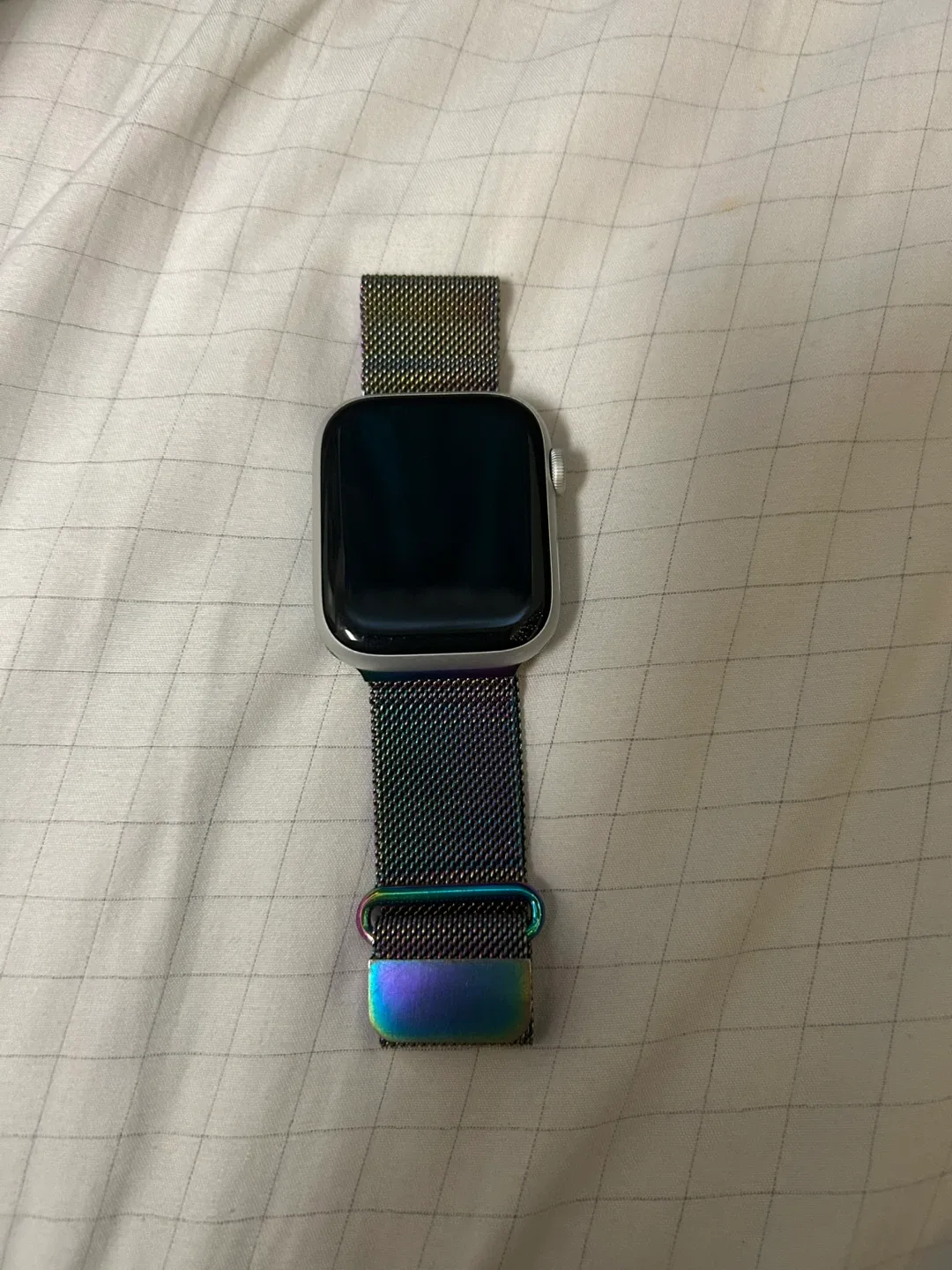 Apple Watch Series 8 Magnetic loop image indicator(4)