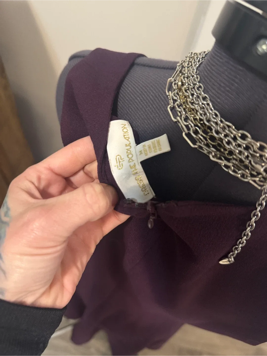 Dress the Population Burgundy Midi Dress - med image indicator(7)