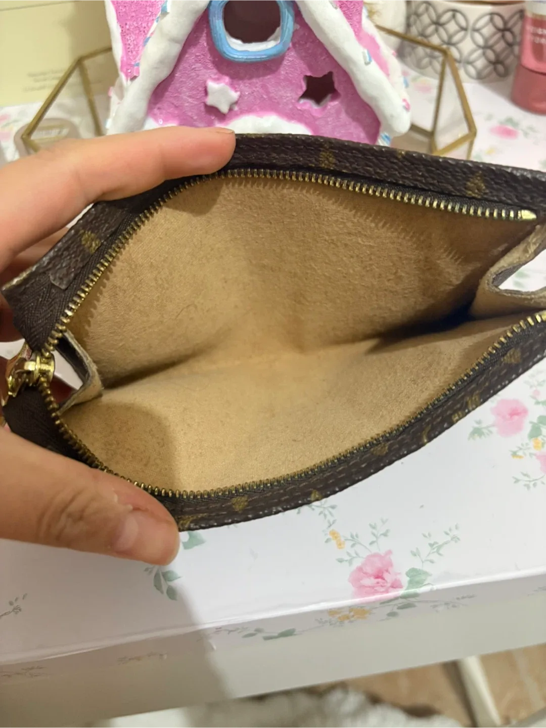 Preloved Louis Vuitton Monogram Pochette image indicator(5)