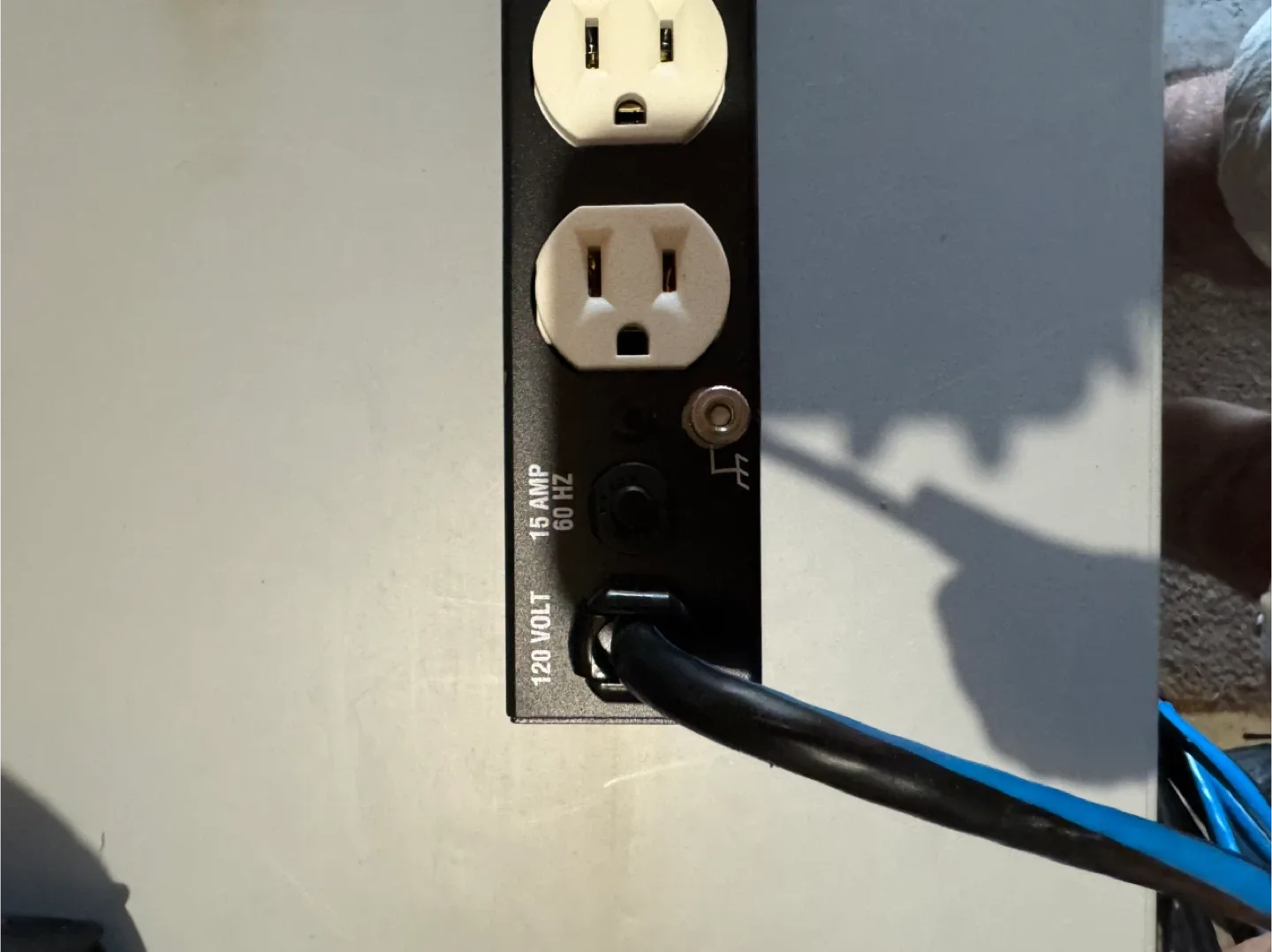 Middle Atlantic Rackmount Power Center image indicator(5)