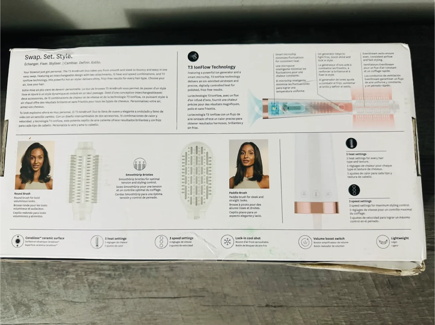 T3 AireBrush Duo Interchangeable Hot Air Blow Dry Brush image indicator(3)