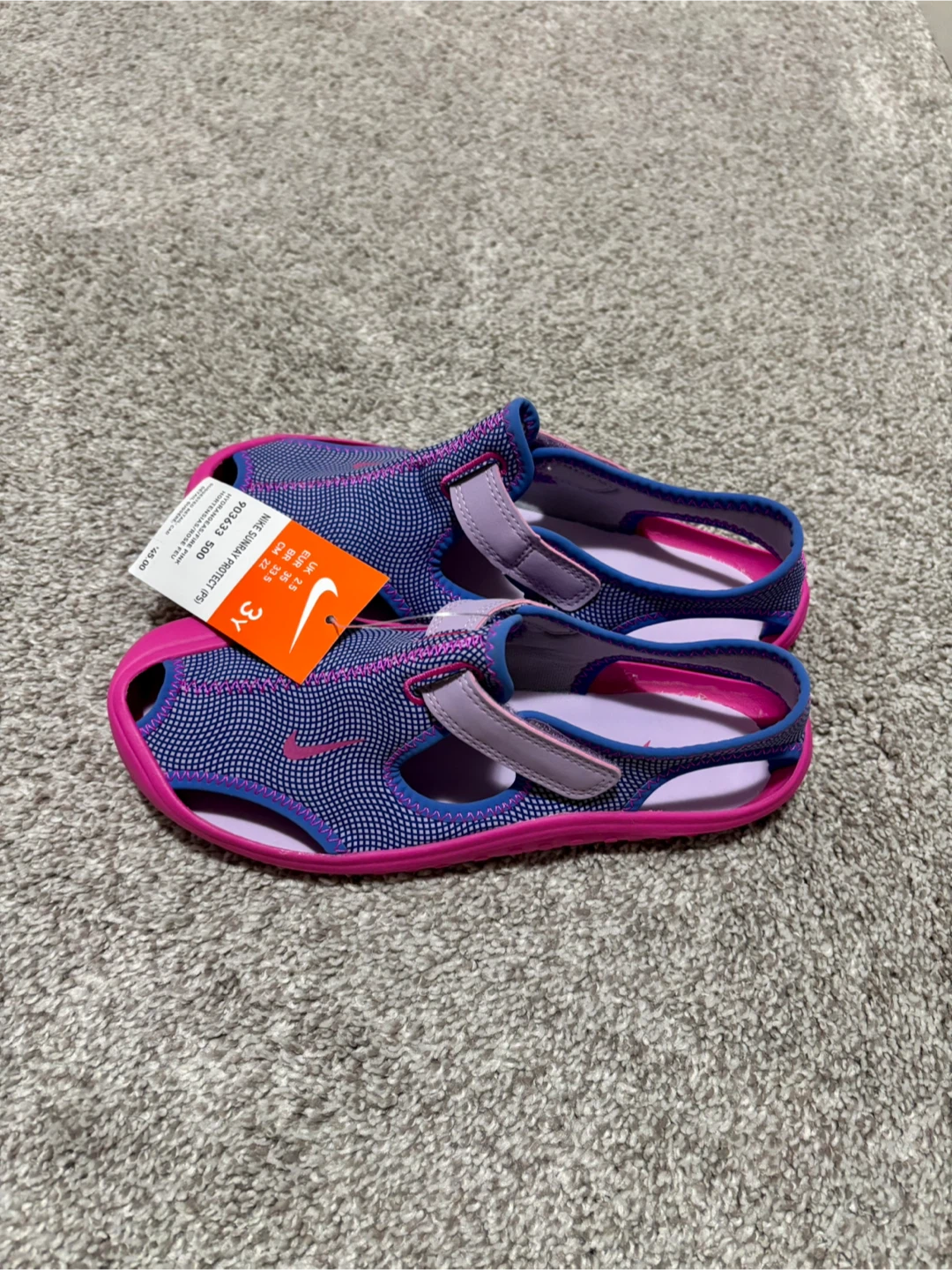 New Nike Sandals - Size 3Y - photo 2