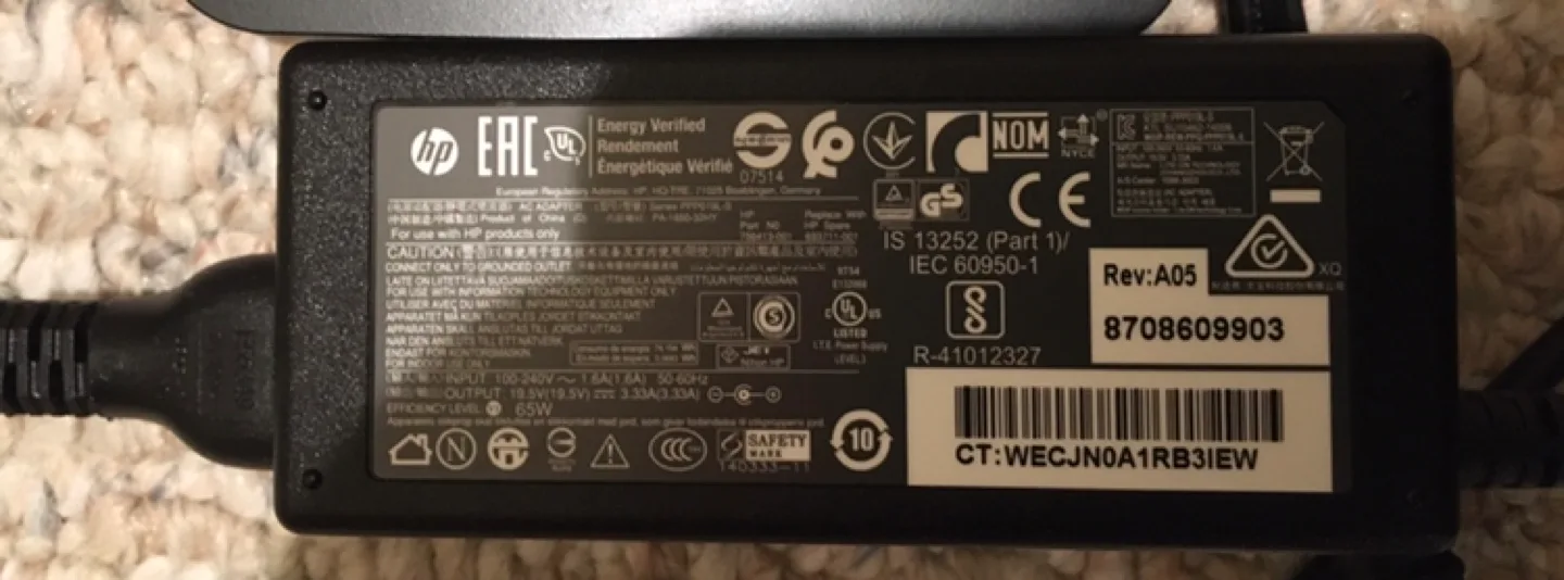 HP Docking Station with 65W Power Adapter image indicator(2)