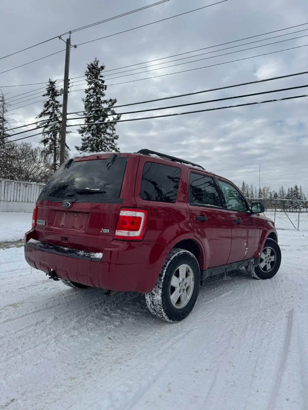 Red 2011 Ford Escape SUV image indicator(3)