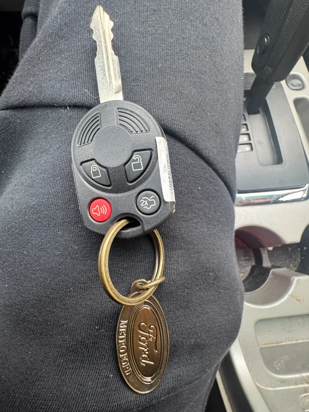 Red 2011 Ford Escape SUV image indicator(10)