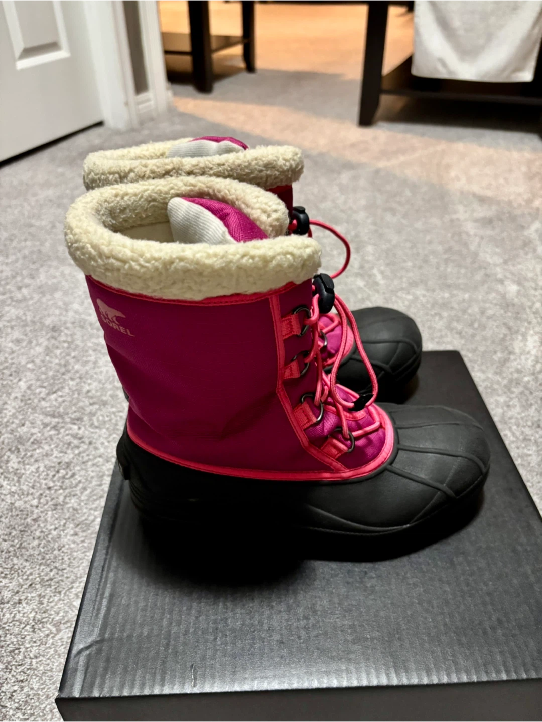 Sorel Youth Winter Boots - Size 7 - photo 2