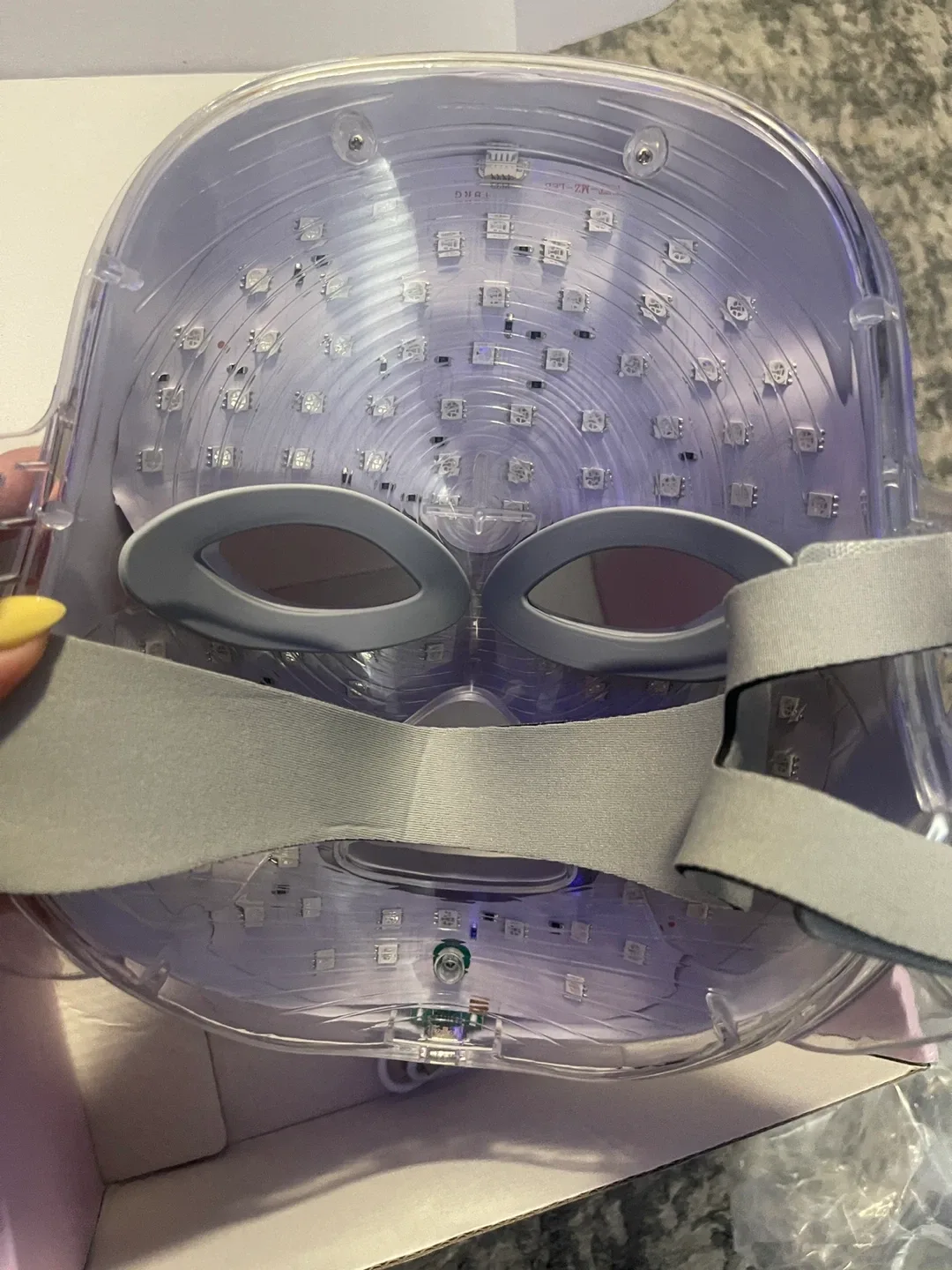 7-color LED Beauty Mask - Portable & Rechargeable image indicator(6)