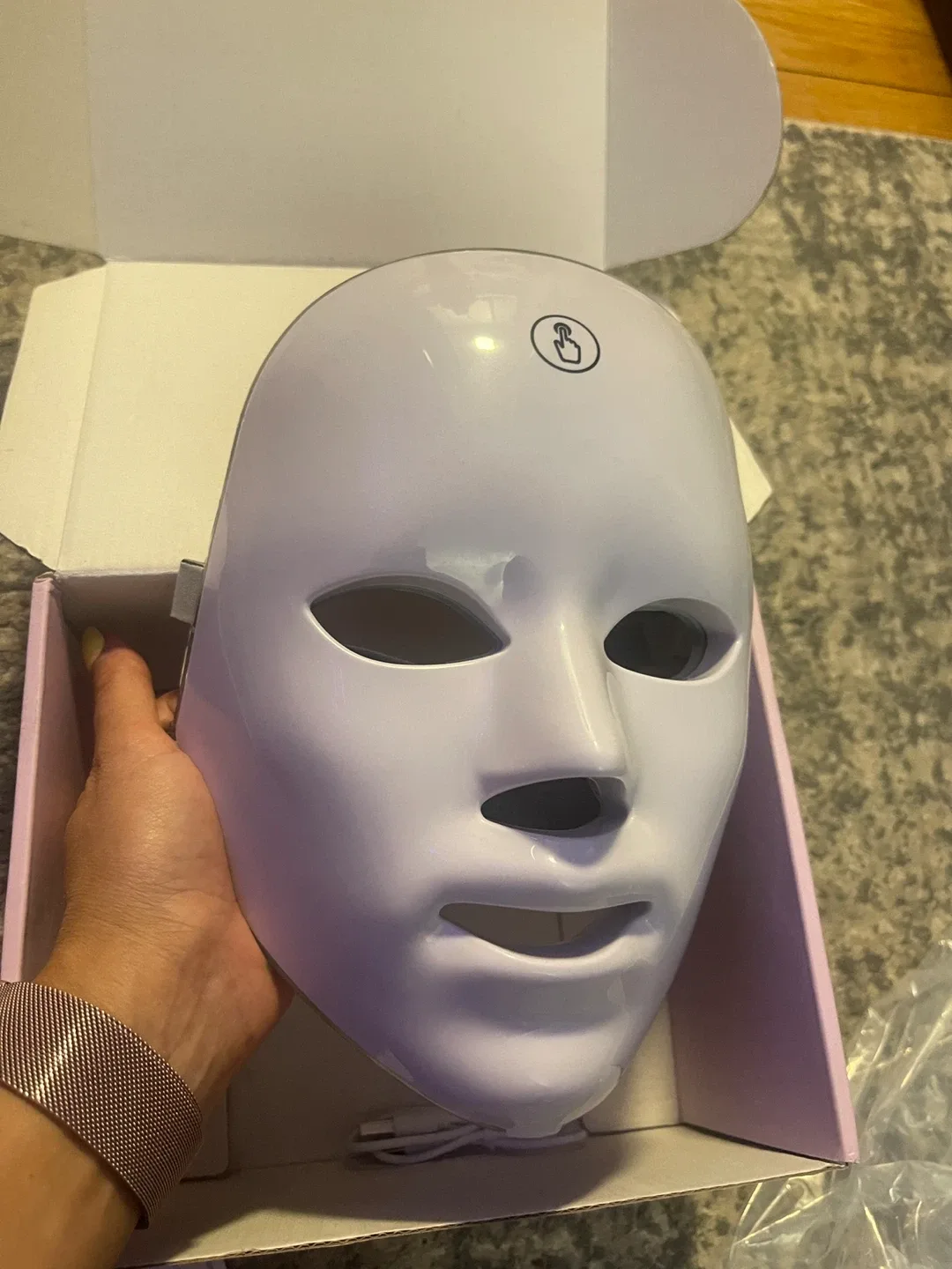 7-color LED Beauty Mask - Portable & Rechargeable image indicator(2)