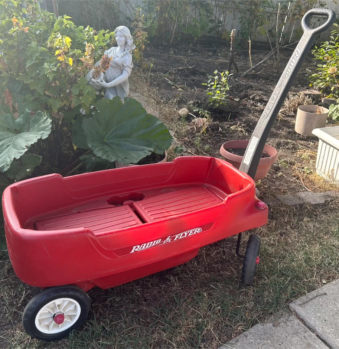 Radio Flyer Red Wagon