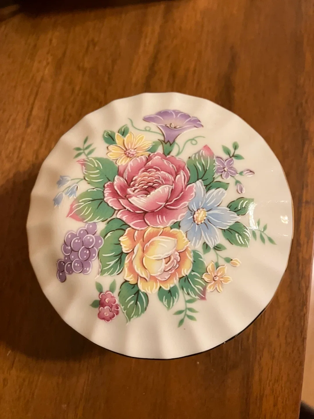 Vintage Floral Porcelain Music Box image indicator(2)