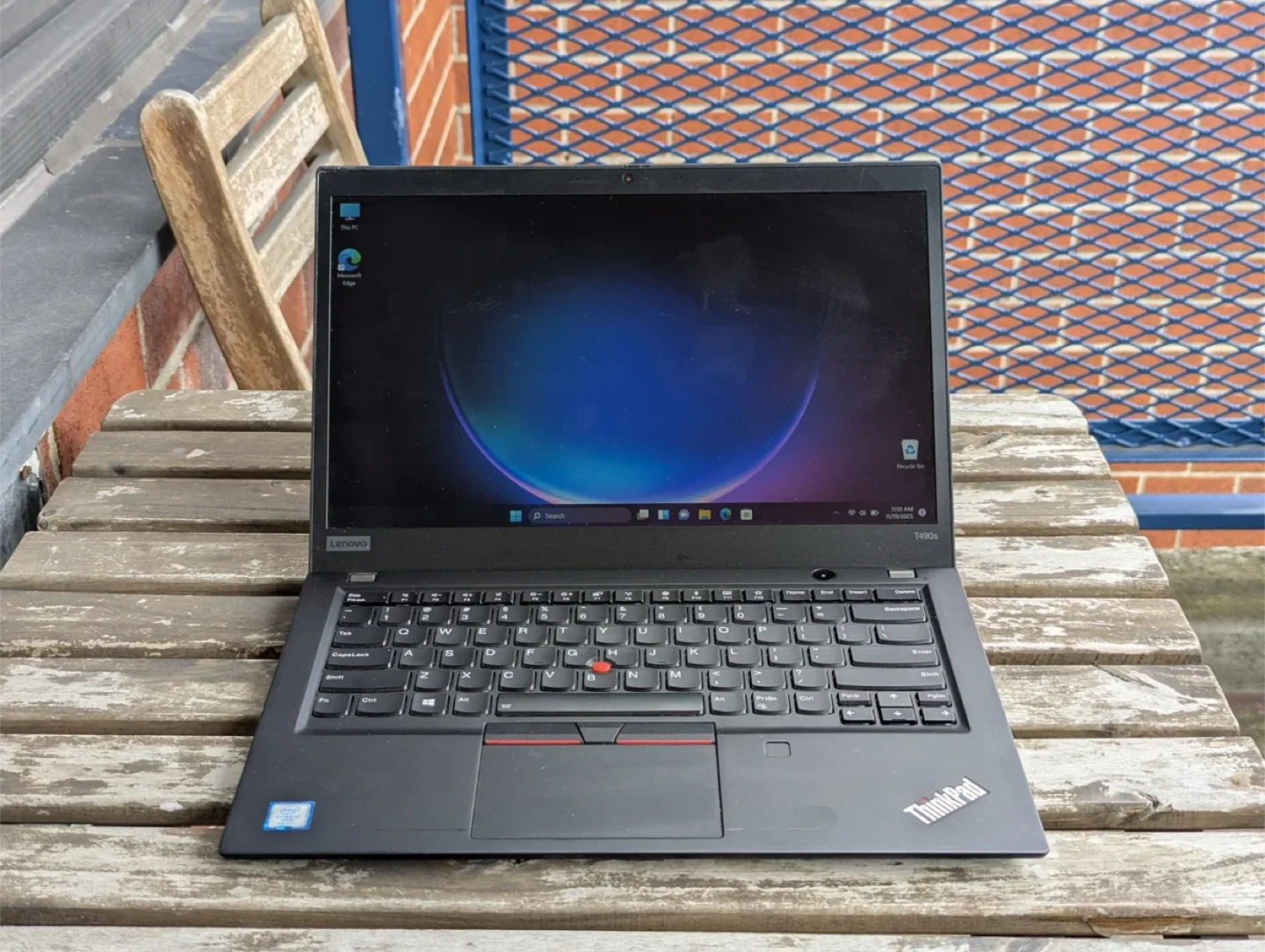 Lenovo ThinkPad T490s Laptop / i7 / 32GB RAM / 256GB SSD / Touch