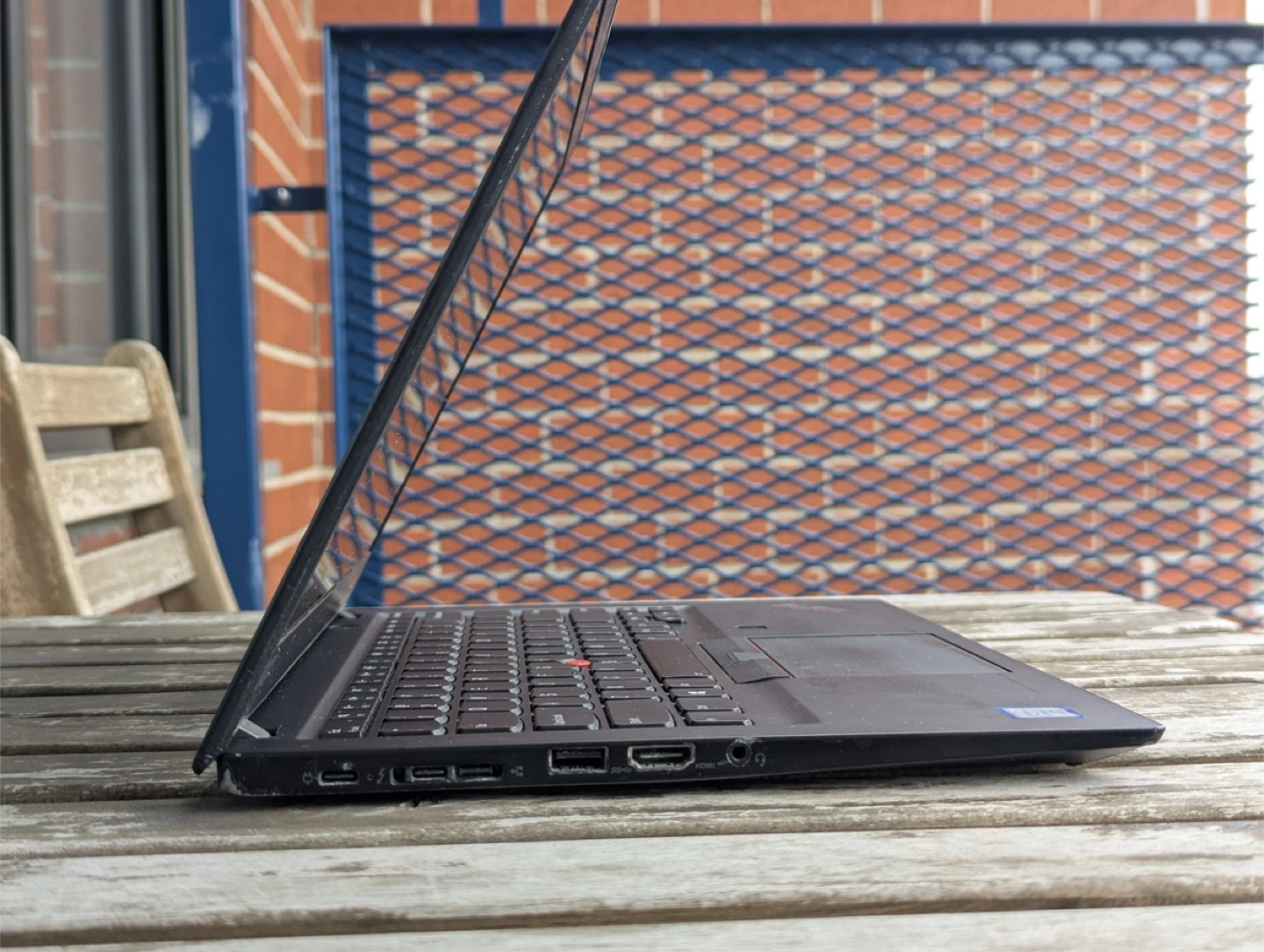 Lenovo ThinkPad T490s Laptop / i7 / 32GB RAM / 256GB SSD / Touch - photo 3