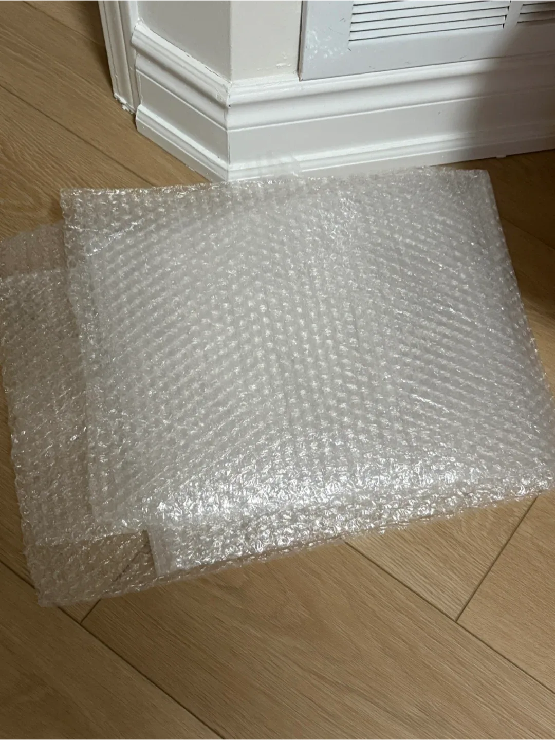 Free packaging bubble wrap moving shipping packing