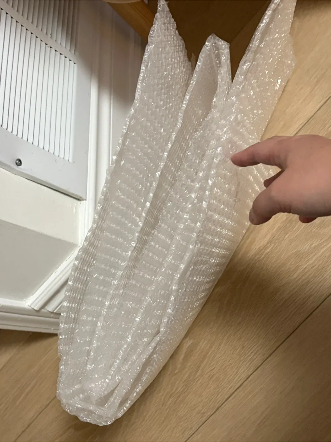 Free packaging bubble wrap moving shipping packing image indicator(2)